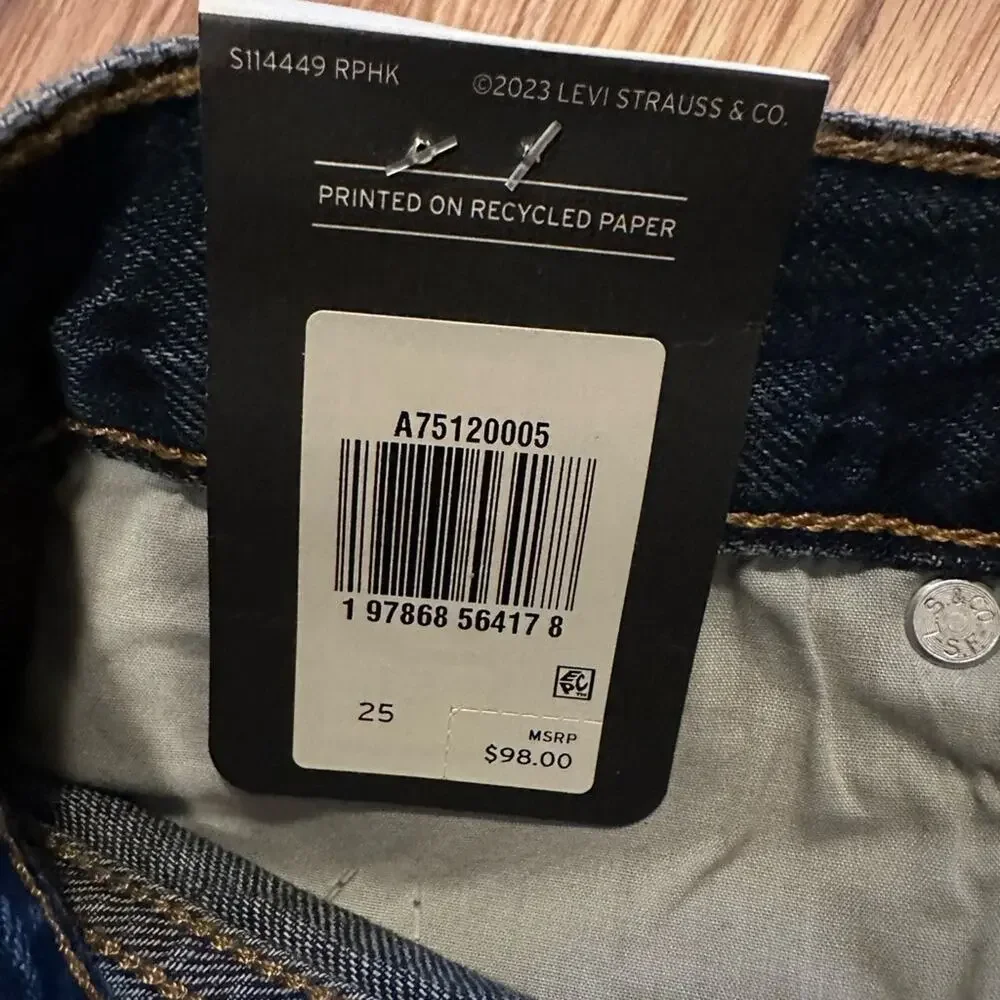 Levis Blue Denim Maxi Skirt size 25 slit in front - Picture 8 of 8